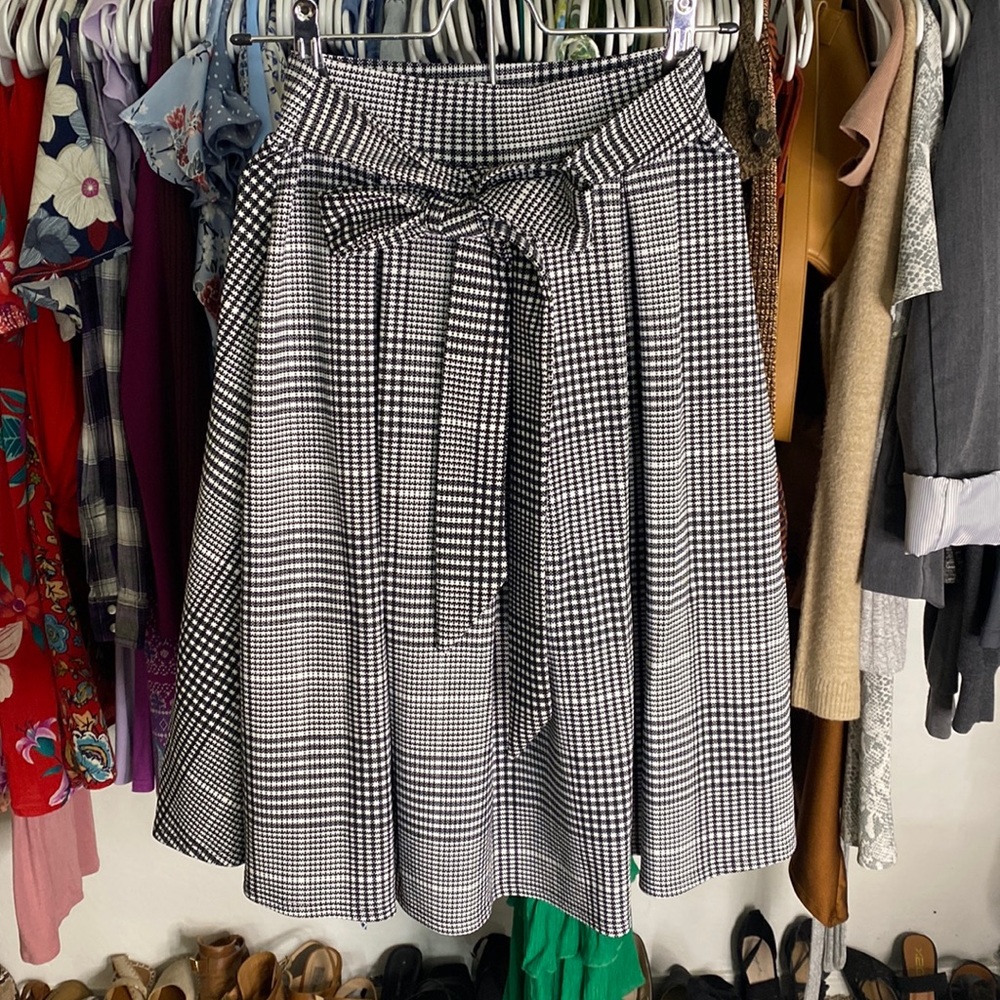 Houndstooth Pattern Skirt | Size : S